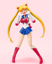 Cargar imagen en el visor de la galería, S.H. FIGUARTS SAILOR MOON USAGI TSUKINO
